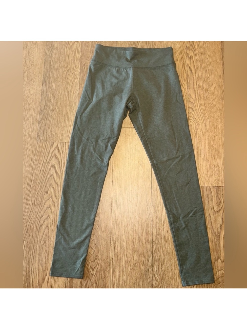 Aerie Green /Gray Leggings chill play move Pants